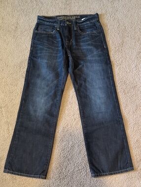 American Eagle Outfitters Men's Straight Leg Jeans in Dark Blue Wash